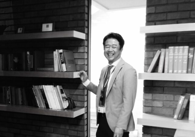 営業　田中　Tanaka